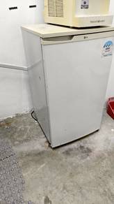peti sejuk 1 pintu