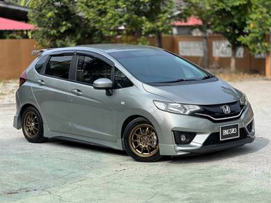 Honda Jazz E in Kota Bharu, KTN