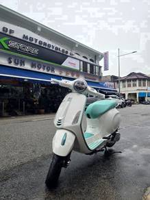 Vespa Primavera 150