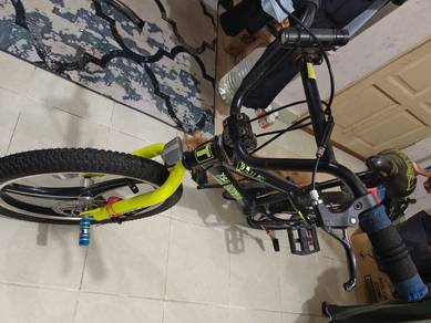 Basikal BMX untuk dijual