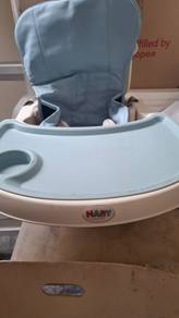 Children's Seat With removeable tablet