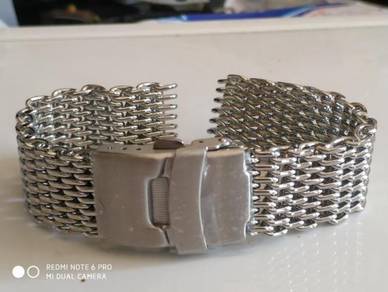 Shark mesh stainless steel watch bracelet