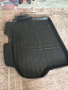 X70 boot kat