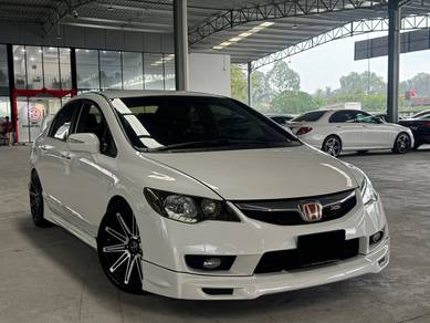 Honda Civic S i-VTEC in Setia Tropika, JHR