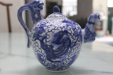 Vintage Porcelain Blue & White Chinese Teapot