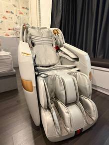 Used Gintell S5 Massage Chair