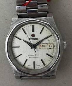 Vintage TITONI Watch