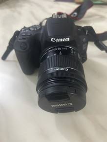 Canon EOS 200D with 18-55mm kit set
