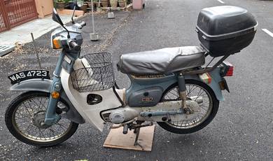Honda C90