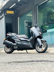 Yamaha XMAX