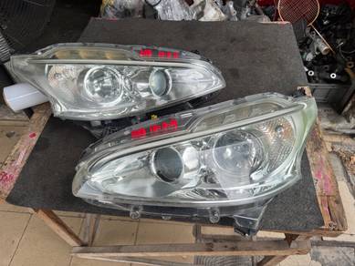 No 14-4-9 Peugeot 208 Hatchback Headlamp