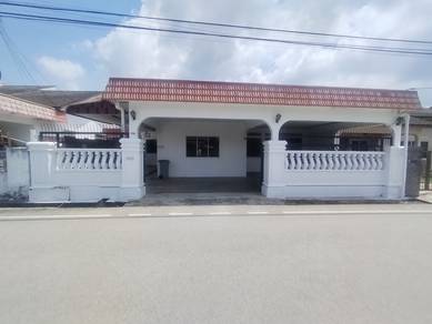 Semi-Detached House For Sale in Muar,JHR