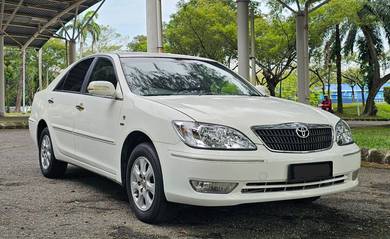 Toyota Camry E in Sungai Besi, KUL