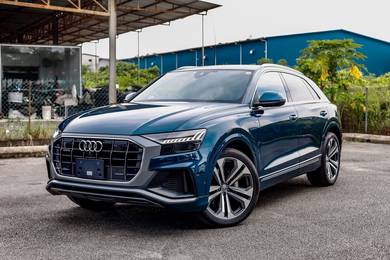 Audi Q8 TFSI QUATTRO in Senai, JHR