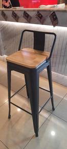 Low Backrest Bar Stool