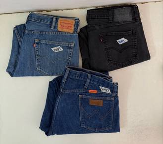 Levi’s Wrangler Jeans sz 40 Combo.