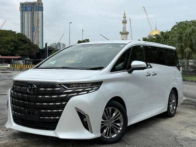Toyota Alphard Z in Jalan Kuching, KUL