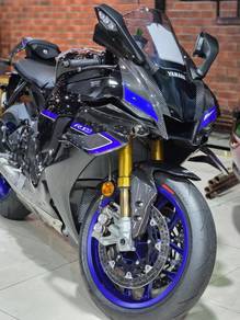 Yamaha YZF-R1M