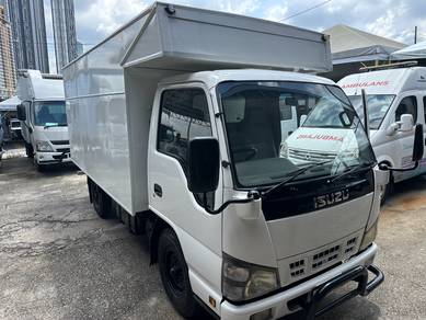 ISUZU NKR55 UBS 13Ft 1 Ton Luton BOX 2013