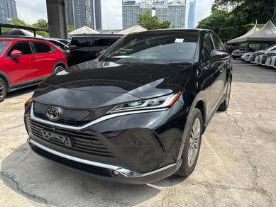 Toyota Harrier Z in Cheras, KUL