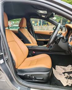 Lexus IS 300 F-SPORT in Cheras, KUL