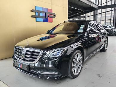 Mercedes Benz S560 560e in Salak Selatan, KUL