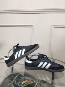 Adidas samba: 9.5uk (28cm)