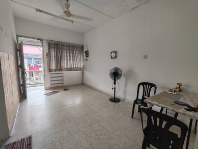 Flat For Rent in Taman Cheras Permai