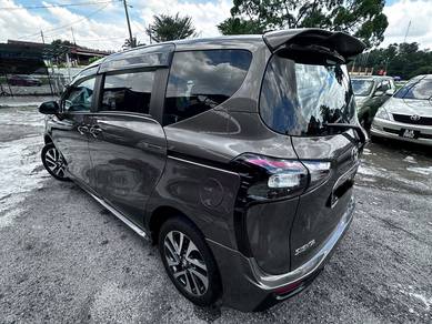 Toyota Sienta in Kajang, SGR