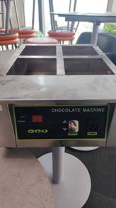 Chocolate Melter 4 Piston