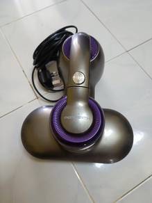 Vacuum Perysmith