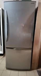 Peti sejuk PANASONIC NR-B362M-S7