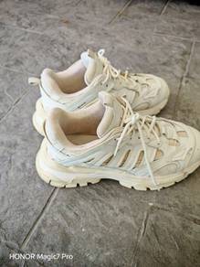 Sport shoe Tomaz