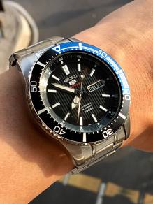 Seiko Batman 5 watch