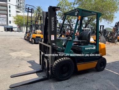 JAPAN Direct Import TOYOTA 2.5 ton DIESEL FORKLIFT