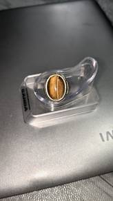 batu tiger eyes