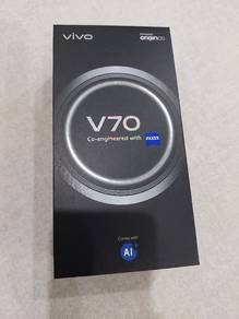Vivo V70