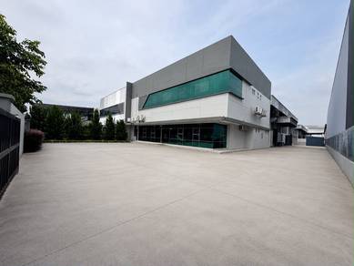 Warehouse / Factory For Sale in Pekan Nanas,JHR