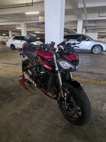 Triumph Street Triple
