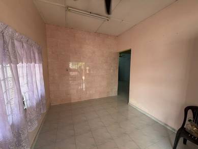 1-storey Terraced House For Sale in Ayer Keroh,MLK