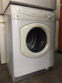 Ariston Drying Machine Mesin Kering 6kg Dryer