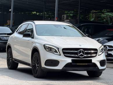 Mercedes Benz GLA200 200 NIGHT EDITION in Salak Selatan, KUL
