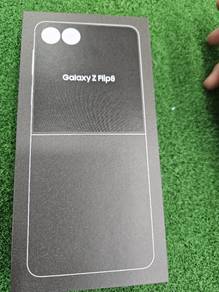 *New* Samsung Galaxy Z Flip 8 512gb