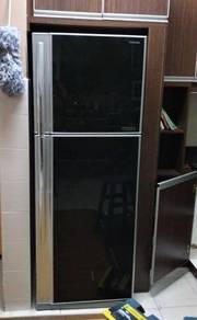 Toshiba 2-door refrigerator