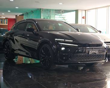Toyota Crown SPORT Z in Setapak, KUL