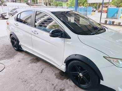 Honda City GM6 S+ in Puchong, SGR