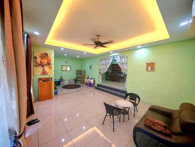 Semi-Detached House For Sale in Salak Tinggi,SGR