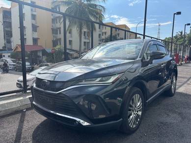 Toyota Harrier Z in City Centre, KUL