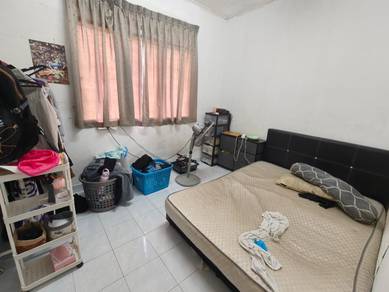 Townhouse For Sale in Masai,JHR