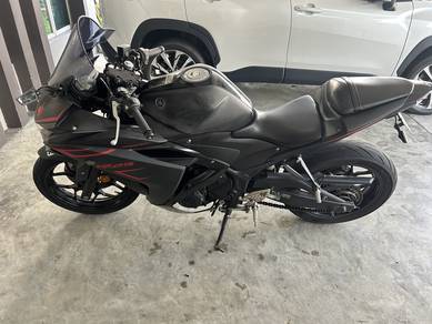 Yamaha R25